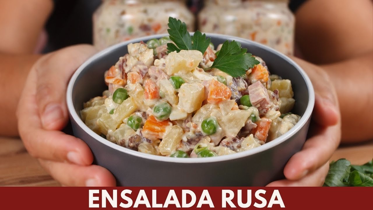 Descubre las mejores combinaciones para acompañar la ensalada rusa